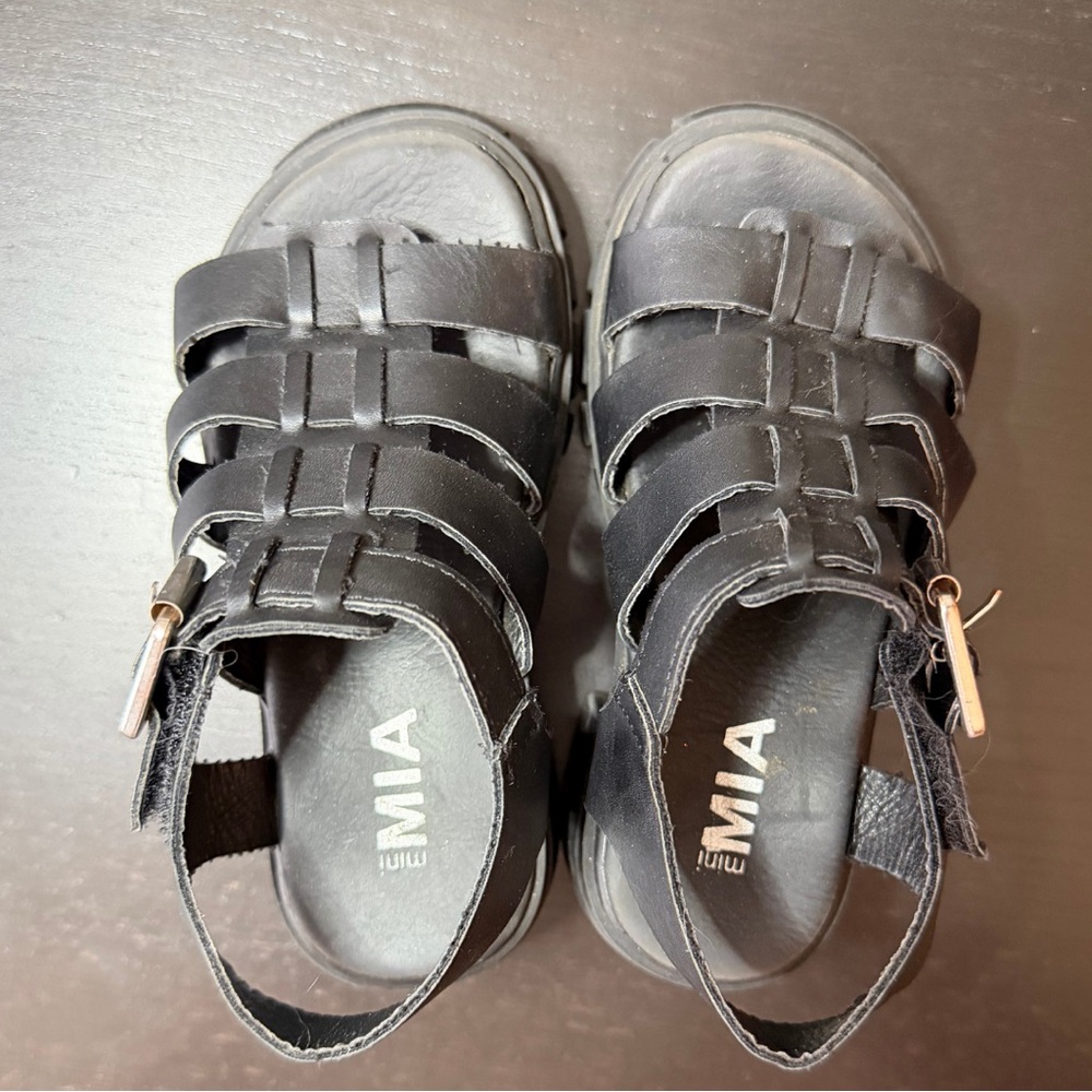 MIA Kids Black Buckle Sandals - Picture 2 of 5